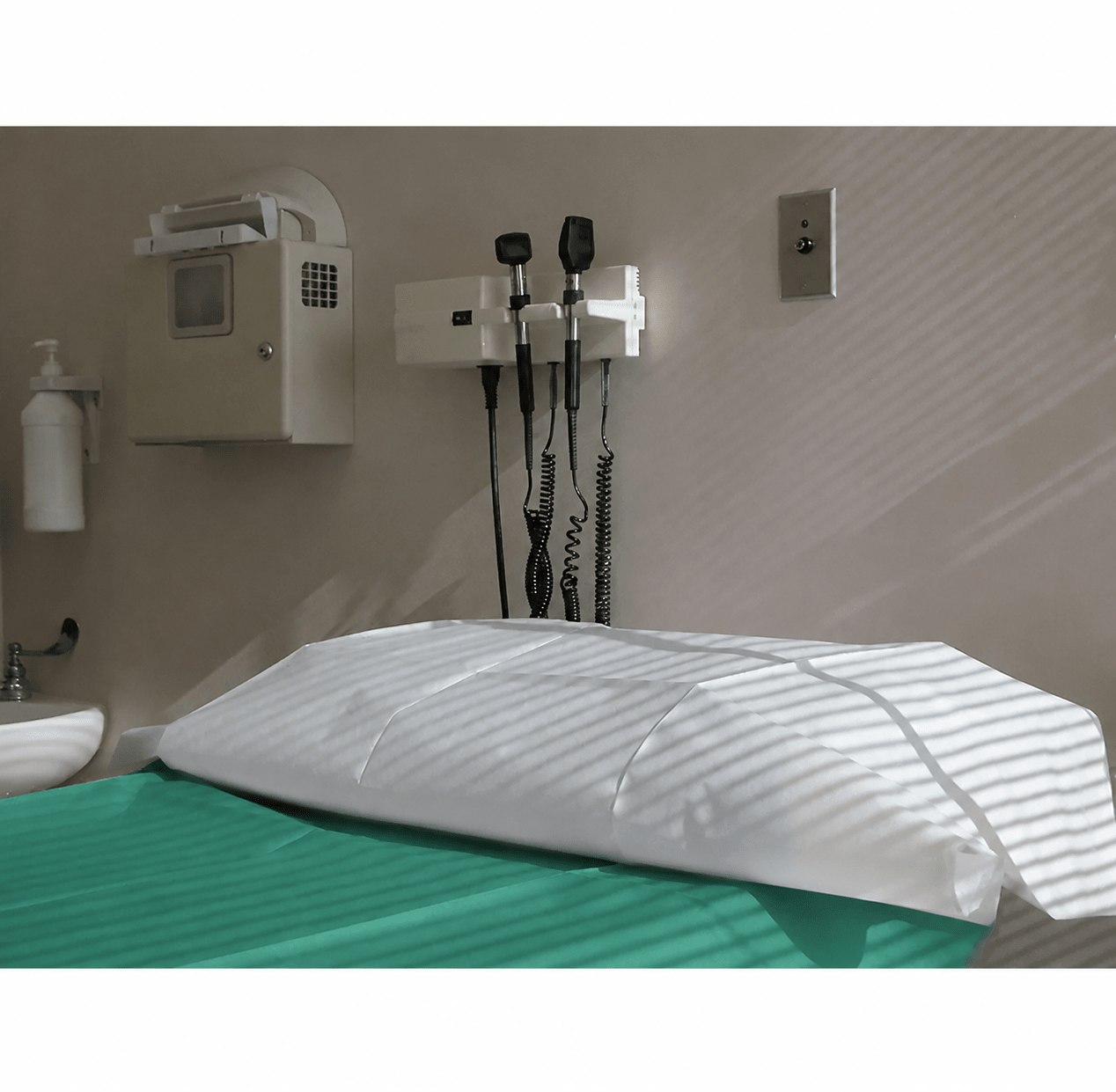 Premium Healthcare Flat Sheet – T180 Cotton Blend (Dozen) | The Linen Factory | Wholesale