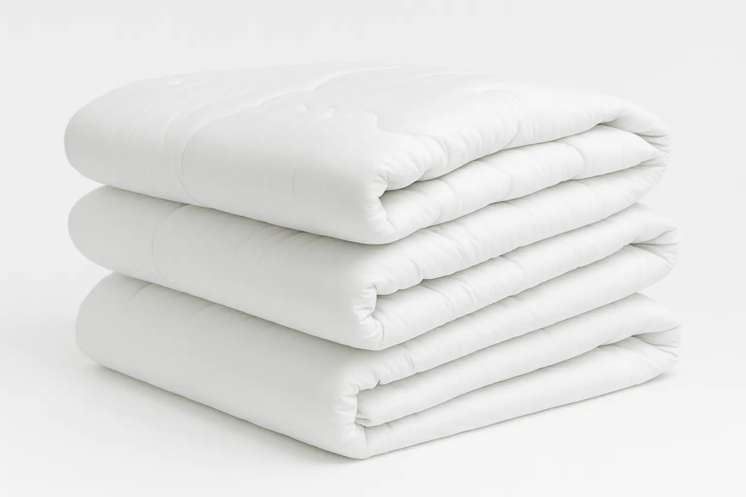 Case of CozyCotton Lightweight & Breathable Comforter - The Linen Factory Wholesale