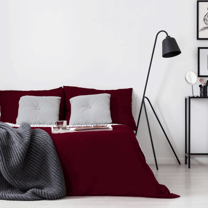 Premiere Collection Duvet Cover (Case of 6)  Burgundy / King - 106" x 86"